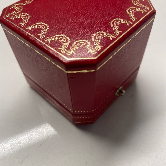 Authentic Cartier ring box. - Picture 9 of 9